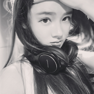 free嫩白的12sex性摘花
